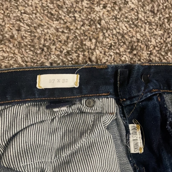 Madewell Jeans - Dark Wash - 27 x 32 - Picture 3 of 5